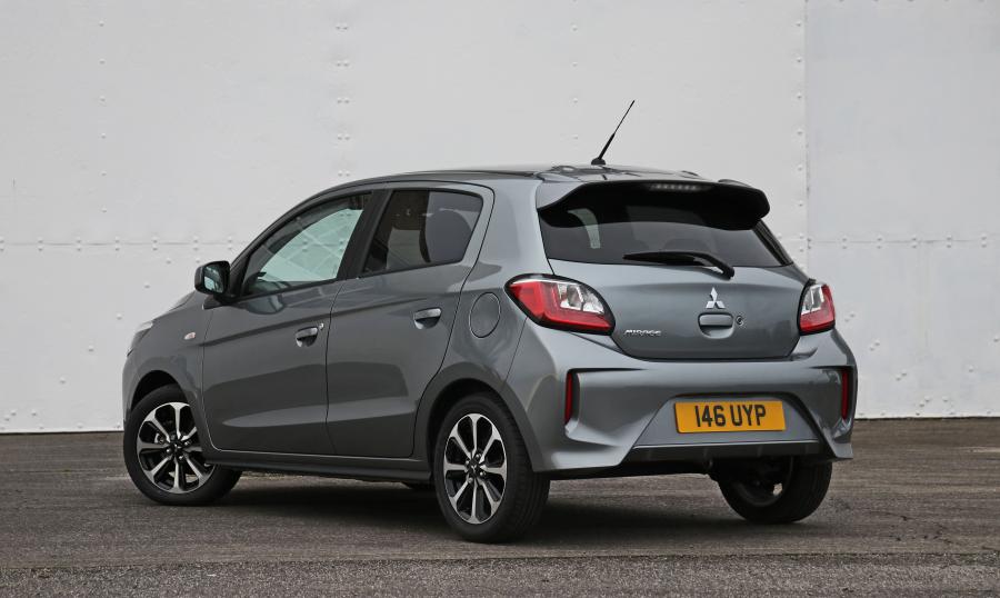  Mitsubishi Mirage 2020 года  (UK) (фото 3 из 10)